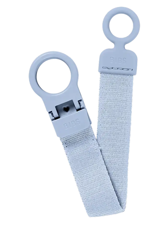 bibs-pacifier-clip-loop-dusty-blue-cena-1 bibs-pacifier-clip-loop-dusty-blue-cena-1